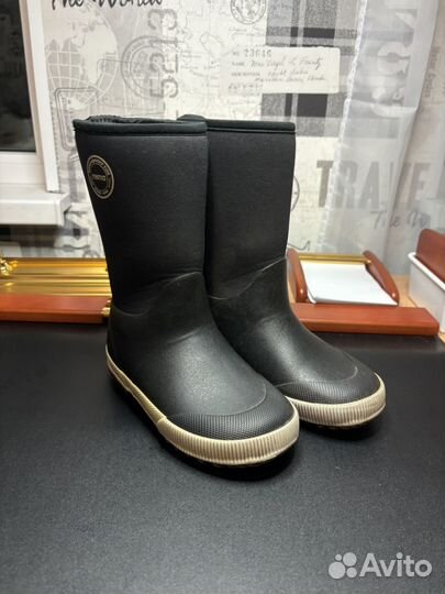 Резиновые сапоги