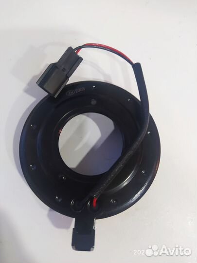 Шкив кондиционера Renault Fluence Laguna новый