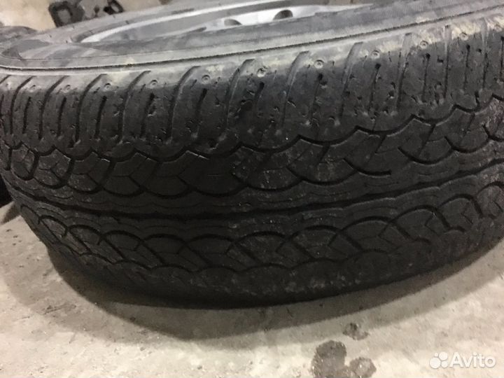 Yokohama Parada Spec-X 225/65 R17