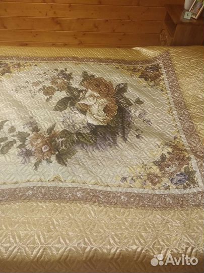 Покрывало исскуственный шёлк