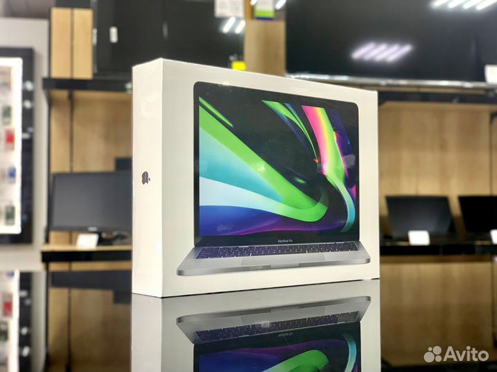 New 2022 Macbook Pro 13.3 M2/8Gb/256Gb Space Gray