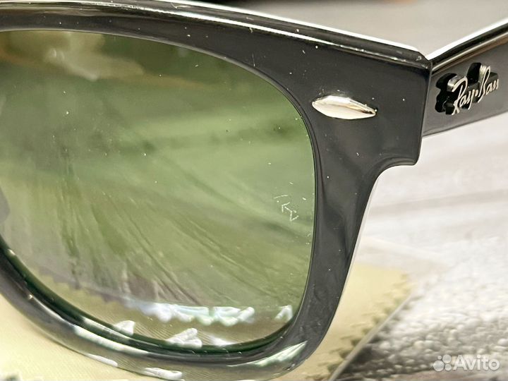 Солнцезащитные очки Ray-Ban Wayfarer