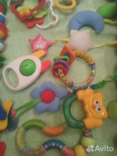 Игрушки погремушки пакетом бу