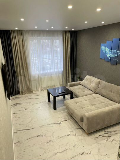 2-к. квартира, 65 м², 2/9 эт.