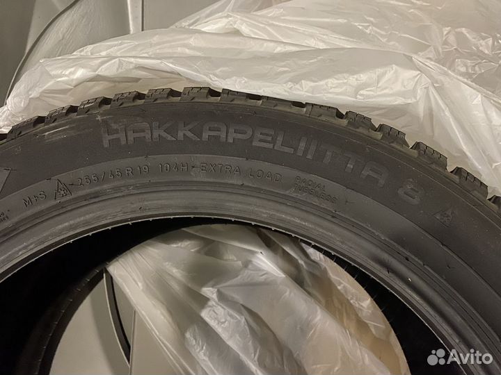 Nokian Tyres Hakkapeliitta 8 255/45 R19 104H