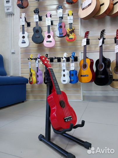 Укулеле. Гавайская гитара. Укулеле сопрано