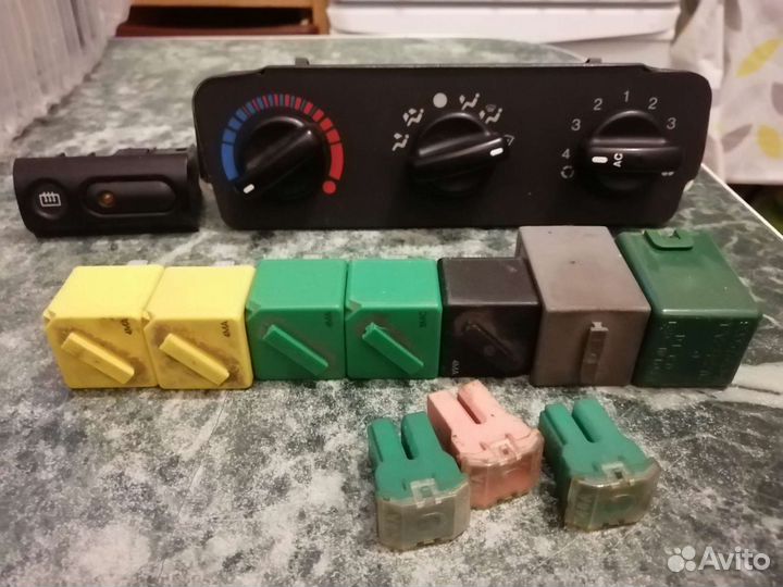 Переключатель реле, предохранитель