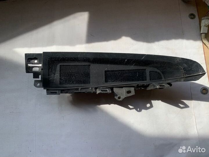 Дисплей информационный передний Mazda 3 BL