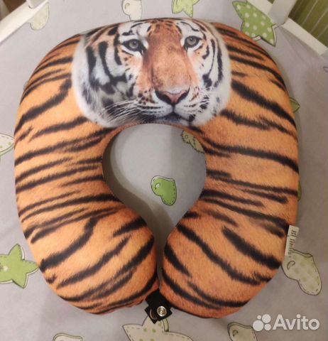 Подушка для путешествий с тигром