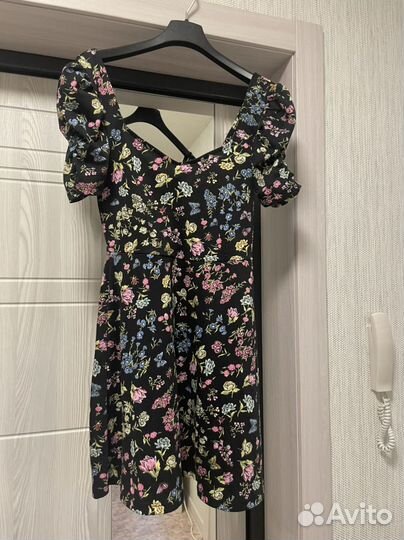 Платья H&M,Mango XS,S,М