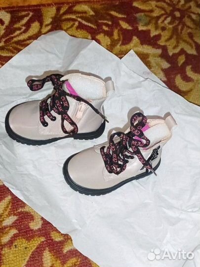 Ботинки зимние для девочки 24