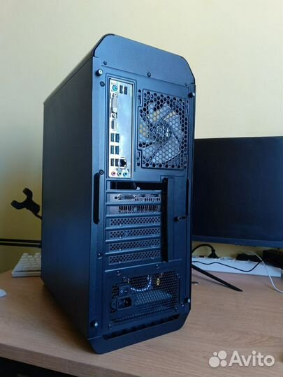 Корпус aerocool