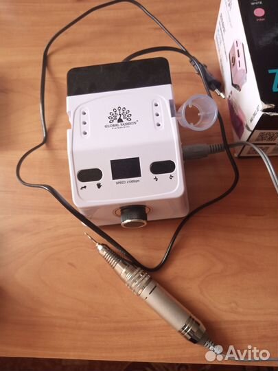 Маникюрный аппарат