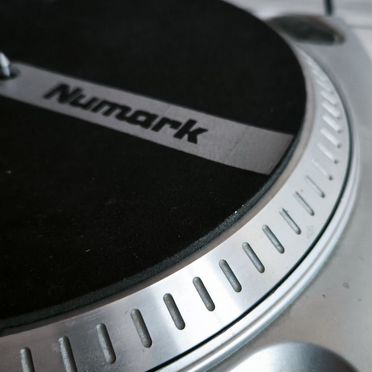 Проигрыватель винила numark tt1610