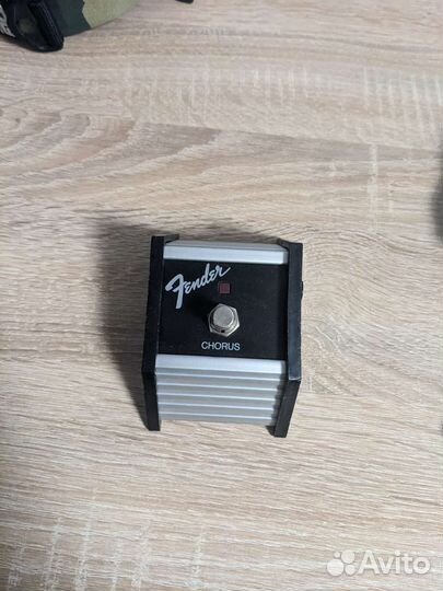 Гитарные провода, футсвич Fender, держатели гитар