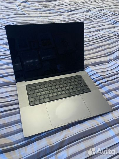 Apple macbook pro диагональ 16