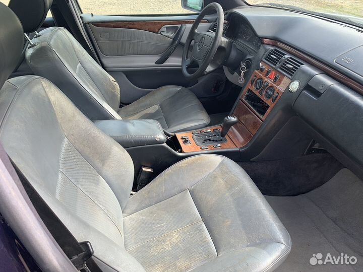 Авто разбор Mercedes W210 / Mercedes E-Class 210