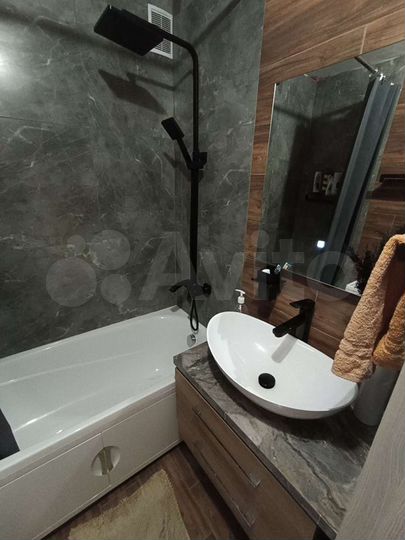 2-к. квартира, 50 м², 3/5 эт.