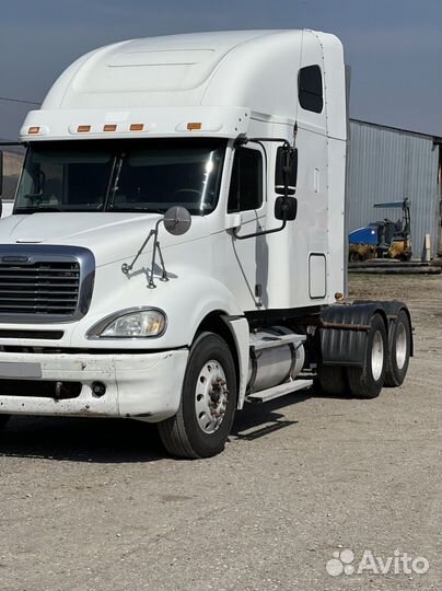 Freightliner Columbia, 2005