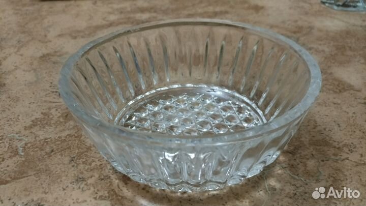 Ваза для фруктов. Салатник