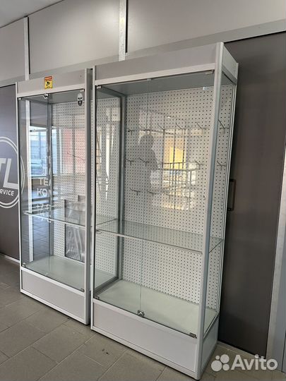 Шкаф витрина