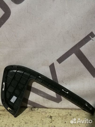 Накладка решетки радиатора Kia Sportage 4