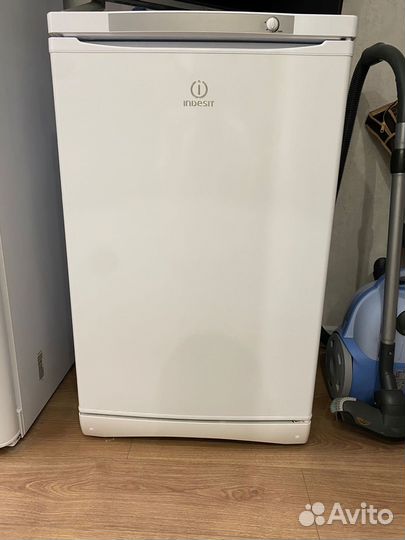 Морозильная камера indesit