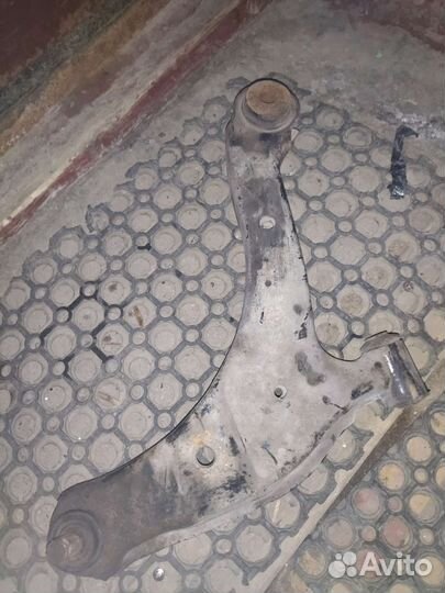 Рычаг передней подвески Chrysler PT cruiser