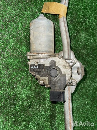 Моторчик стеклоочистителя (дворников) Skoda Fabia