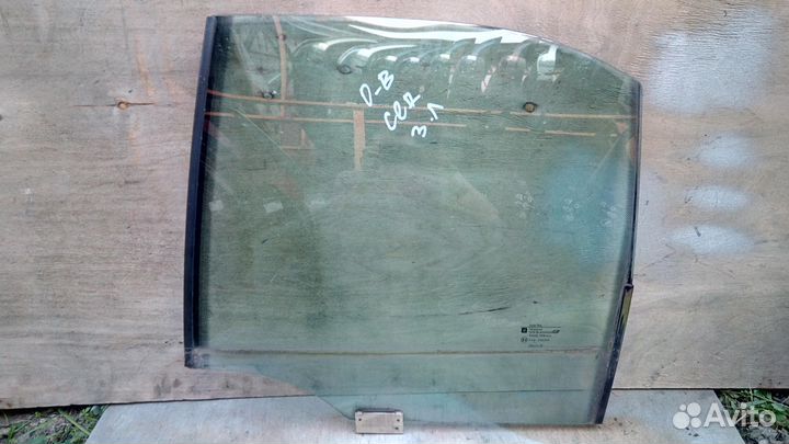 Стекло двери задней левой Седан Опель Омега Б