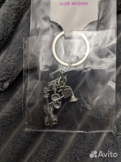 Брелоки и кулоны