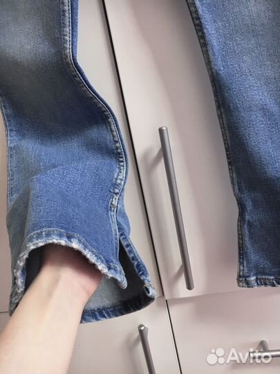 Zara джинсы Flare fit