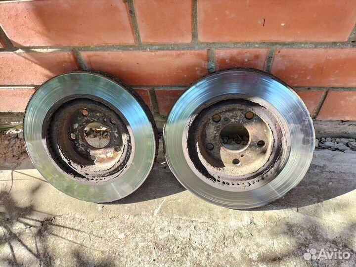 Продам диски тормозные