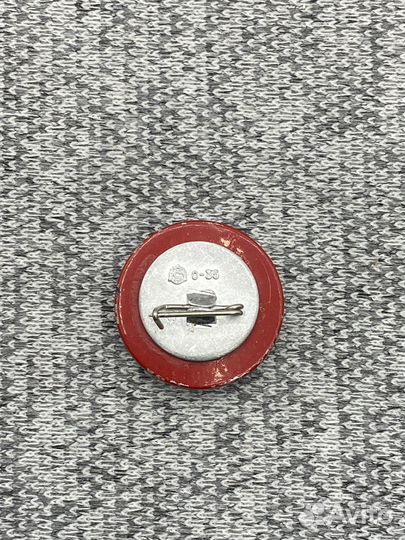 Значок времен СССР - Ленин