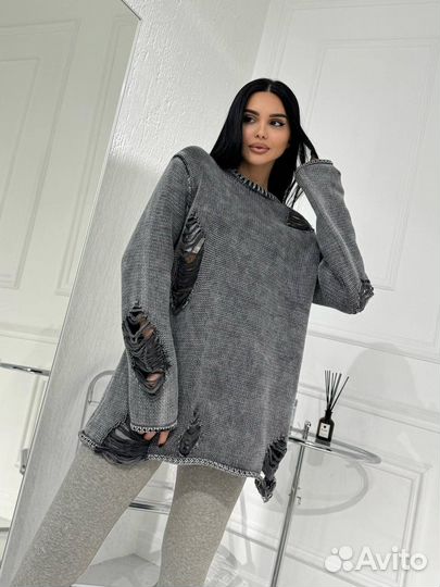 Свитер balenciaga