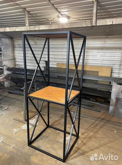 Стеллаж из массива дерева, в стиле лофт