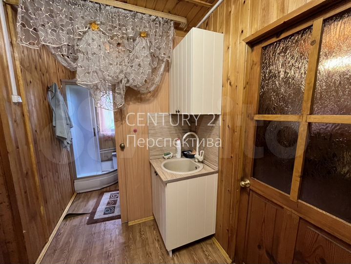 Дом 102 м² на участке 10 сот.