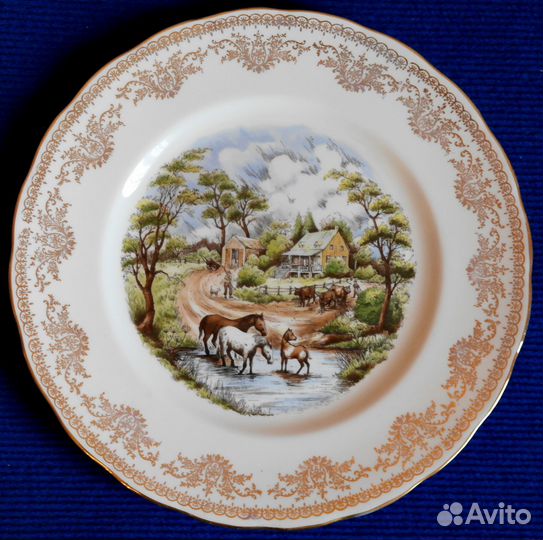 Тарелки Gainsborough. Англия. Костяной фарфор