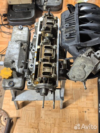 Головка блока в сборе с инжектором с Лады Гранта