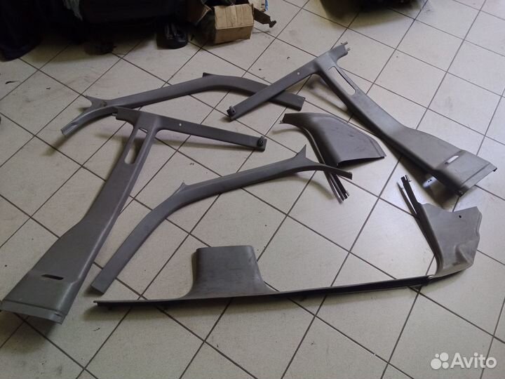 Пластик багажника Ford Explorer 2