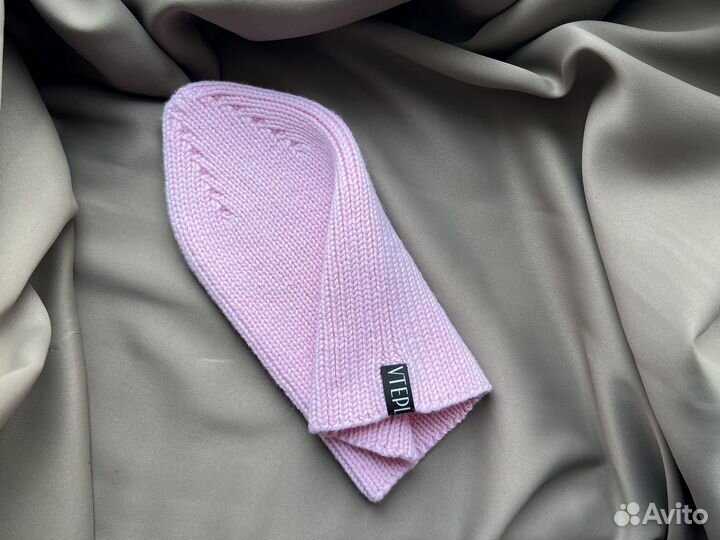 Шапка вязаная ручная работа