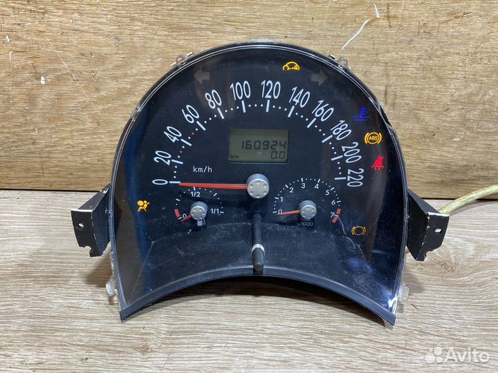 Панель приборов VW New Beetle A4 бензин 1121114