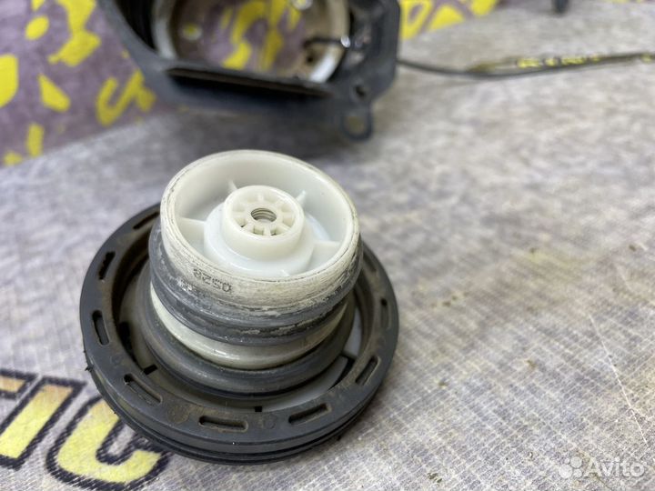 Крышка Ниша заливной горловины бензобака Импреза