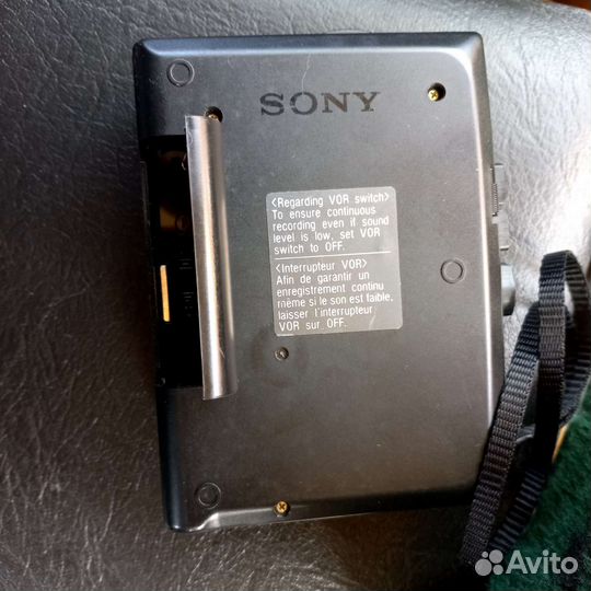 Кассетный магнитофон / диктофон sony