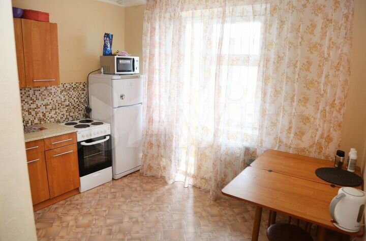 1-к. квартира, 40 м², 9/14 эт.