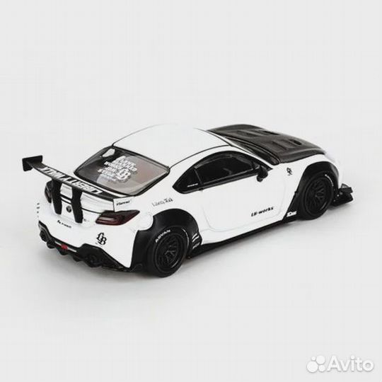 MiniGT Toyota GR86 LB Nation White