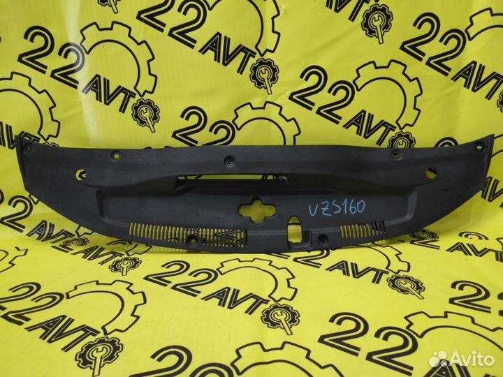 Декоративная накладка рамки радиатора Lexus Gs430