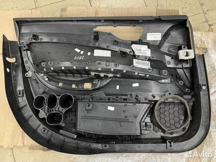 Карта двери Citroen C5 X7 обшивка двери правая