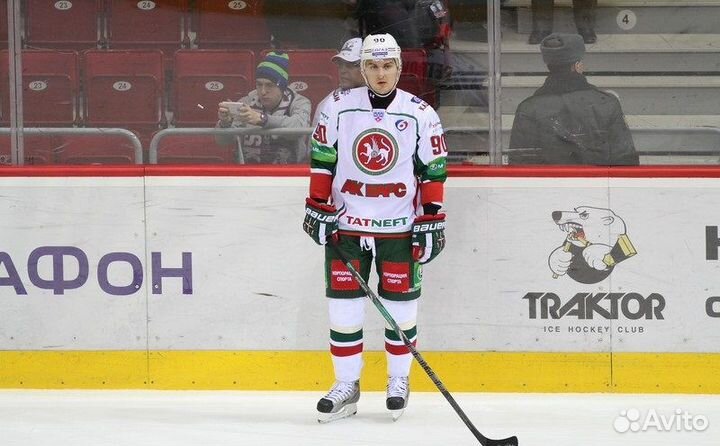 Хоккейный свитер акбарс / Петров / Барулин / Давос