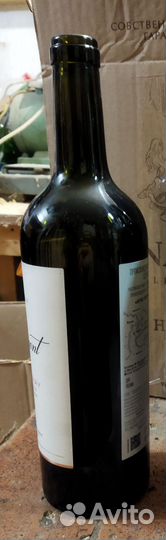 Бутылки винная